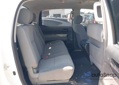 2012 Toyota Tundra Grade 4.6L V8 z USA, uszkodzony, nr VIN 5TFEM5F1XCX039312